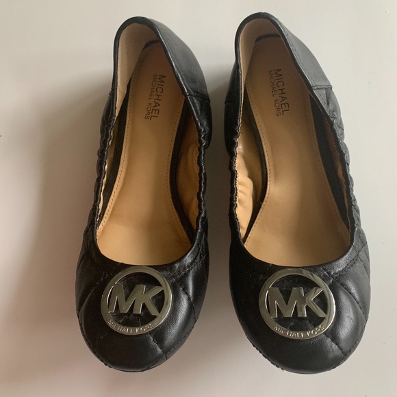 Michael Kors Shoes - Michael Kors Black Quilted Flat Shoes Size 6M